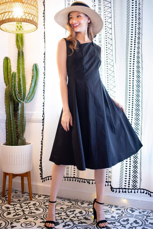 Hiroki Fit and Flare Cotton Dress - Black Plaid